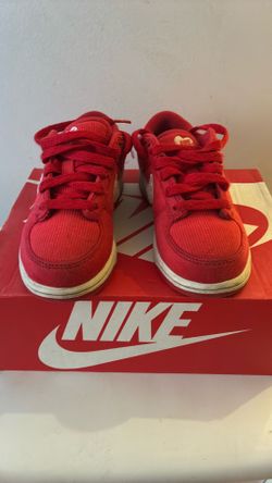 Nike dunks low size 12c