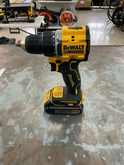 DeWalt dcd794 hammer drill
