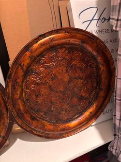 (2) Metal decorative large ‘plates’