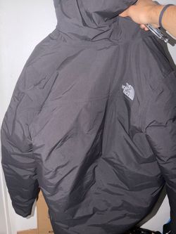 North face coat/hood      SIZE:M