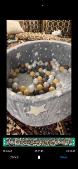 Baby Ball Pit with Balls – Excellent Condition