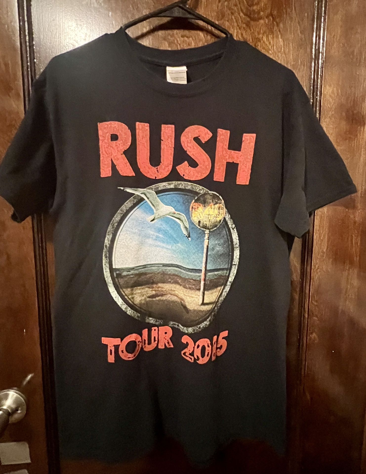 Rush R40 Tour T Shirt Size M