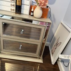 Side table drawer need to get rid of it moving selling it for 125