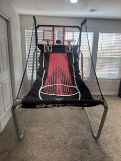 Hathaway Shot Pro Deluxe Electronic Basketball Game, Black