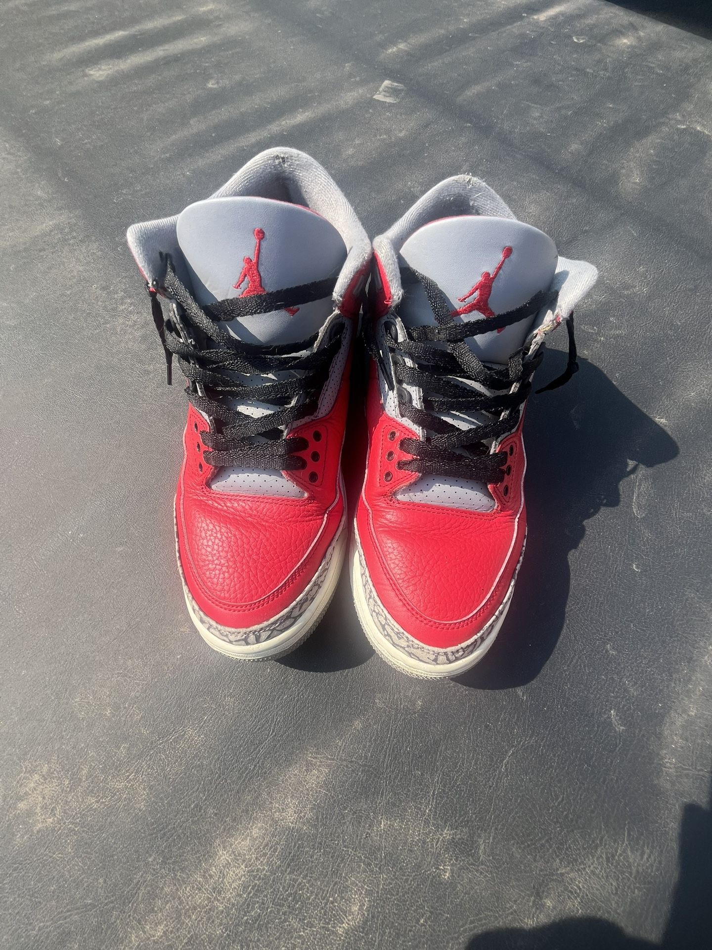 Jordan 3 Retro SE Size 10