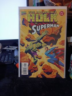 Incredible Hulk vs. Superman