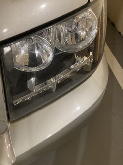 Head Lights For Tahoe or Surburban 07-12