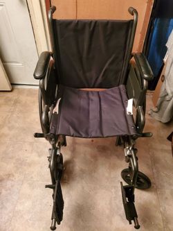 Wheelchair With Detachable Legs