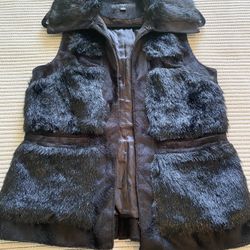 Rachael Zoe Black Faux Fur Vest With Pockets Size Extra Small 