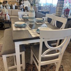 Beautiful Dinning Table Set