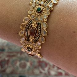 Very Beautiful Gold Plated With Very Nice Stone. New