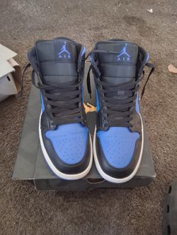 Jordan’s 1 high black and blue
