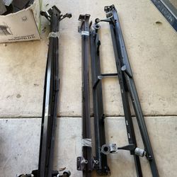 Queen Bed Frames 3 Sets 70$ 