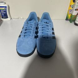 Ad idas Gazelle Light Blue Core Black Men's size 8