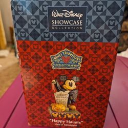 Walt Disney Showcase Collection Happy Haunts