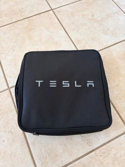 Tesla Charger