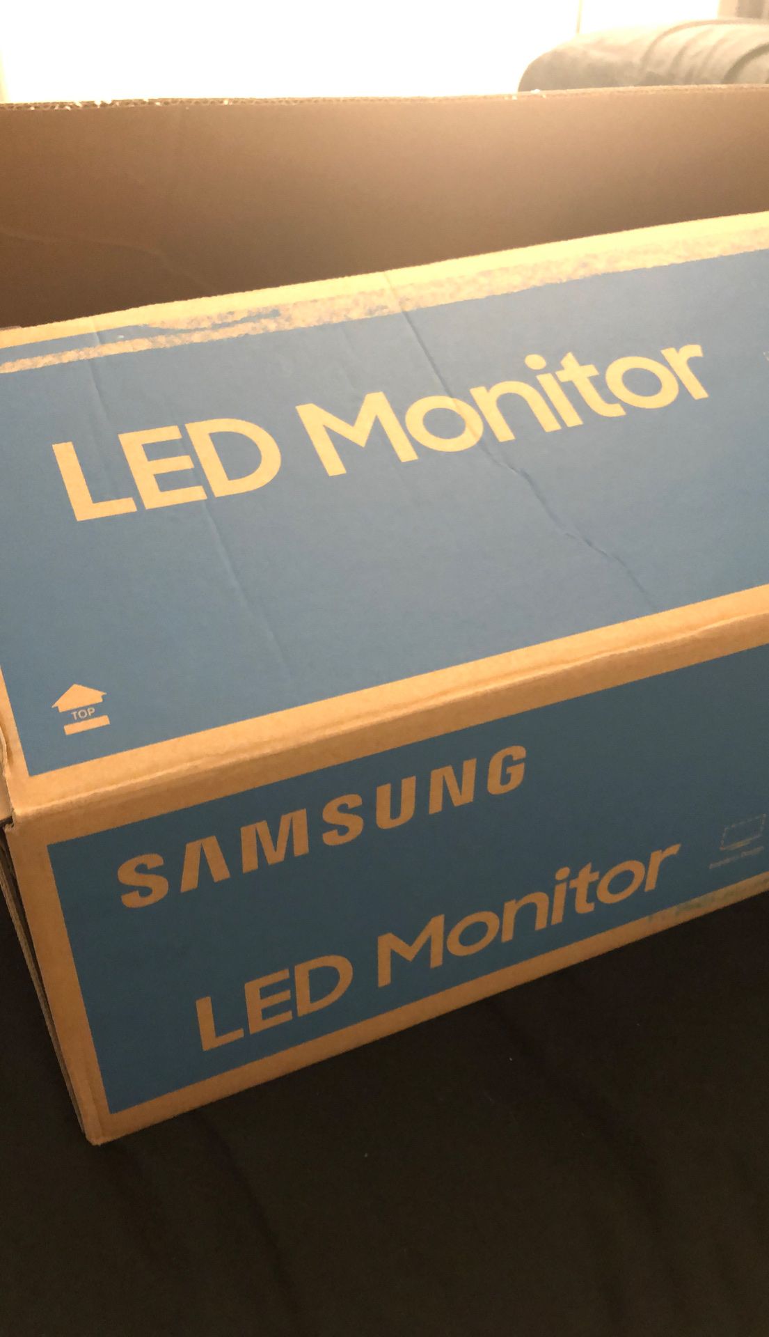 New Samsung LED Monitor 24’’