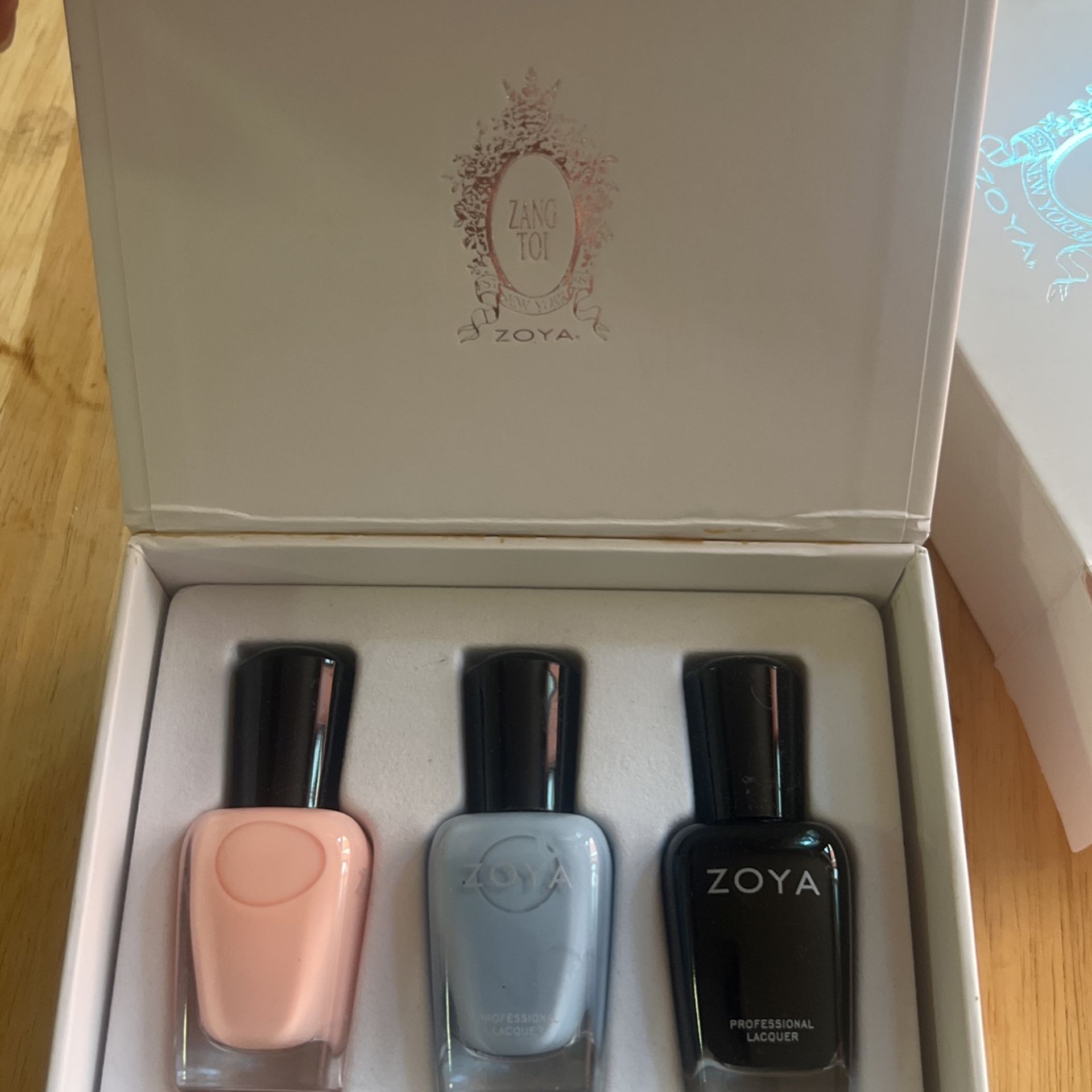 3 Set Nail Polish