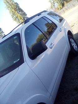 2010 Ford explorer XLT 4 door