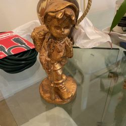 Gold Leaf Statue 