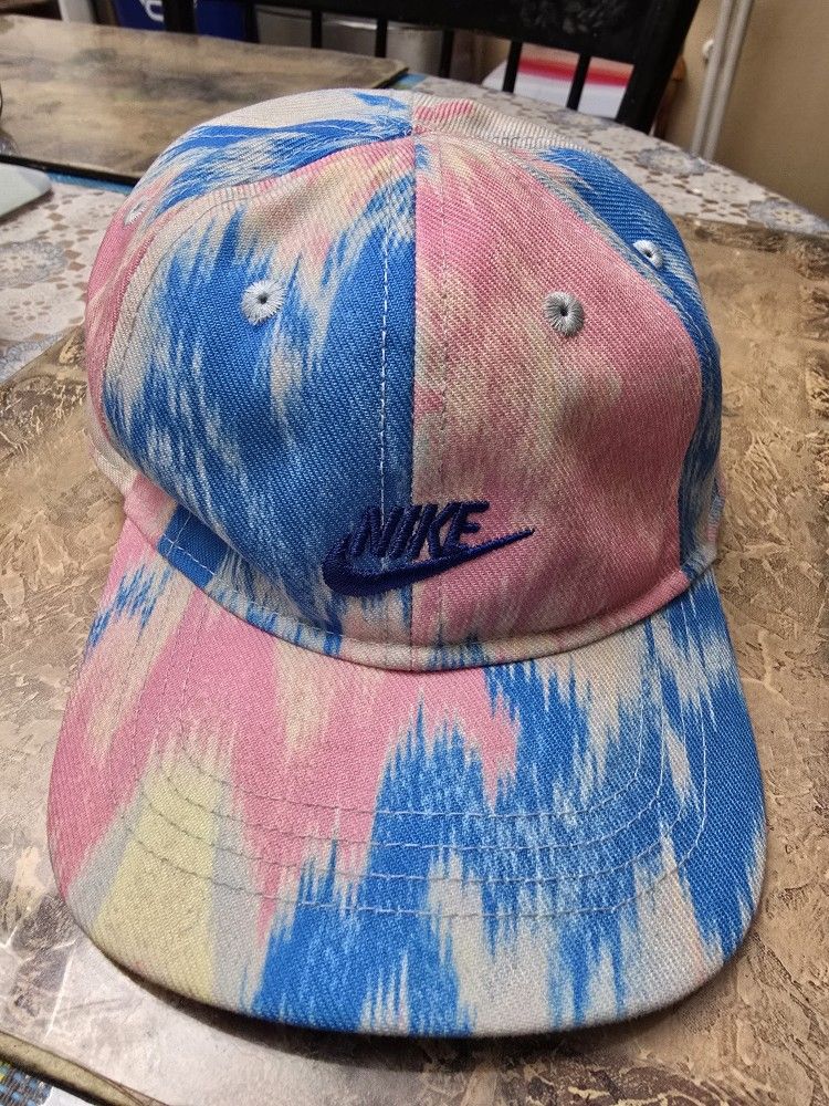 Nike Infant Printed Curved Brim Cap in a Tie-dye Pattern of Pink n Blue