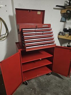 All American Professional Rolling Tool Chest and Cabinet key included (Delivery Available)