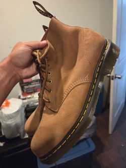 Dr. Martens 101 Boots Savannah Tan Size 13 - Slight Wear