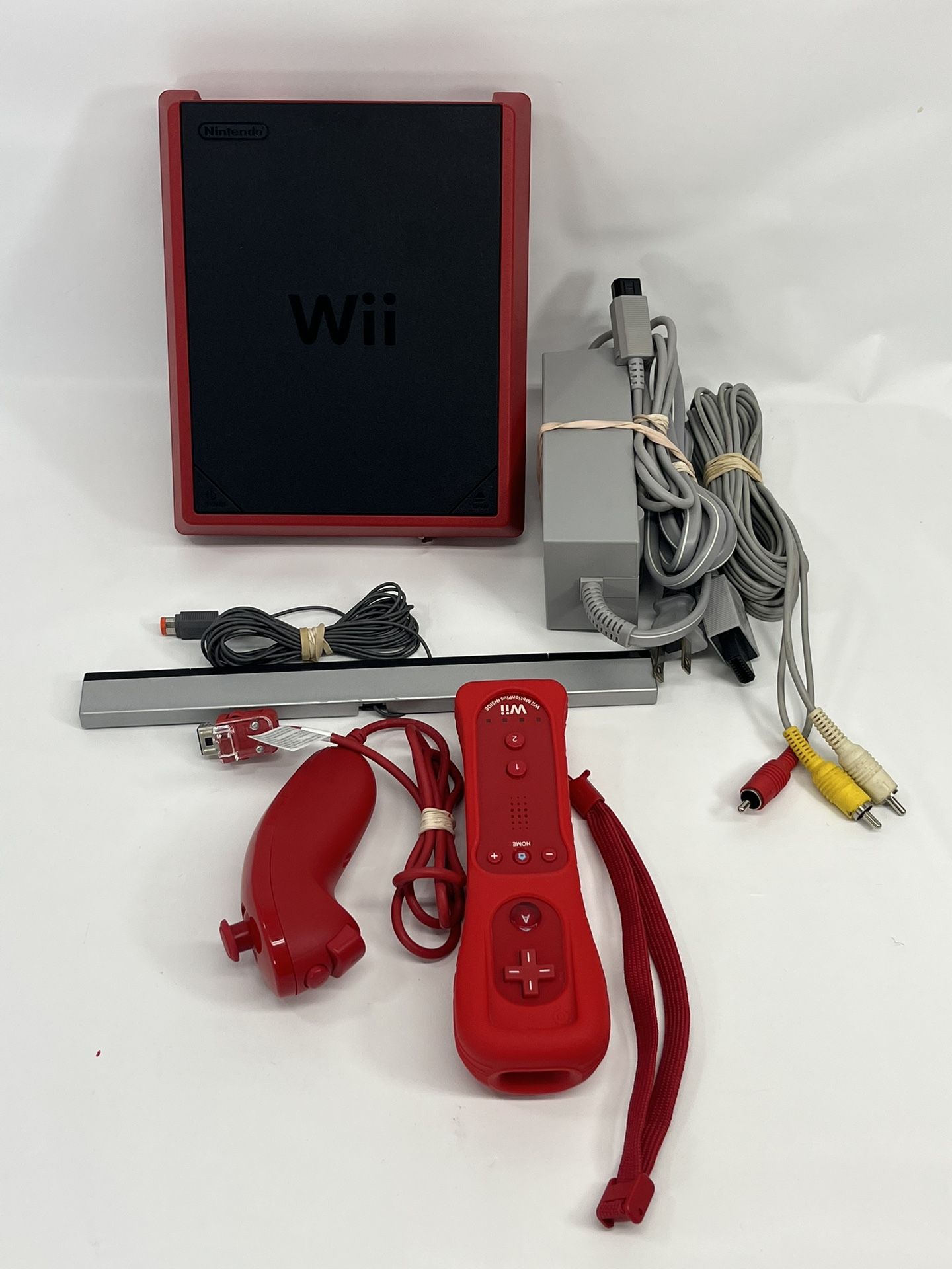 Nintendo Wii Mini Video Game Console RVL-201 Red