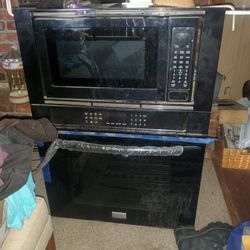 Oven Microwave  New 