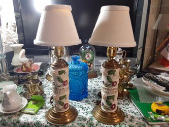 A PAIR of Beautiful VINTAGE LAMPS Could Use Some Shades Only 26 DOLLARS