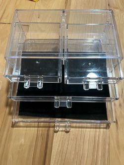 Makeup Jewelry storage