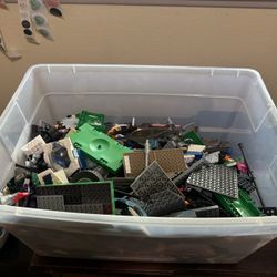 HUGE LEGO Lot #2 - Miscellaneous Pieces And More. - 22 Lbs