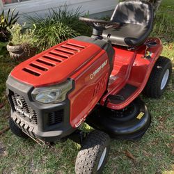 Great Working Troybilt Pony Tractor 42 Inch Riding Lawn Mower