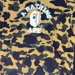 Men’s XL Bape Hoodie