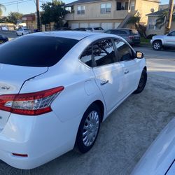 Nissan Sentra 2013