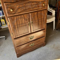 Wood Dresser