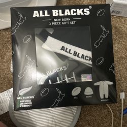 New Born 3 Piece Gift Set