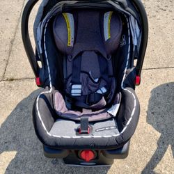 Graco Baby Car Seat Snugride 35xl