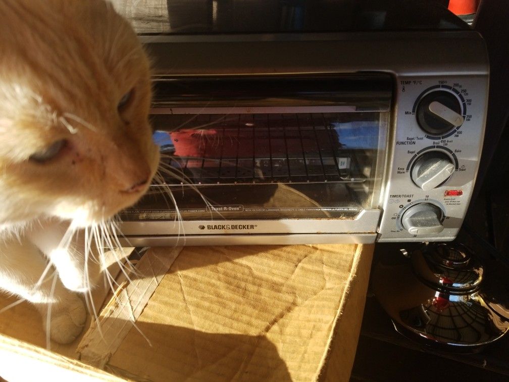 Black And Decker Toaster Oven Good Shape