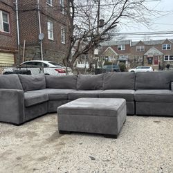 6 Piece Radley Modular Sectional  🛋️💫