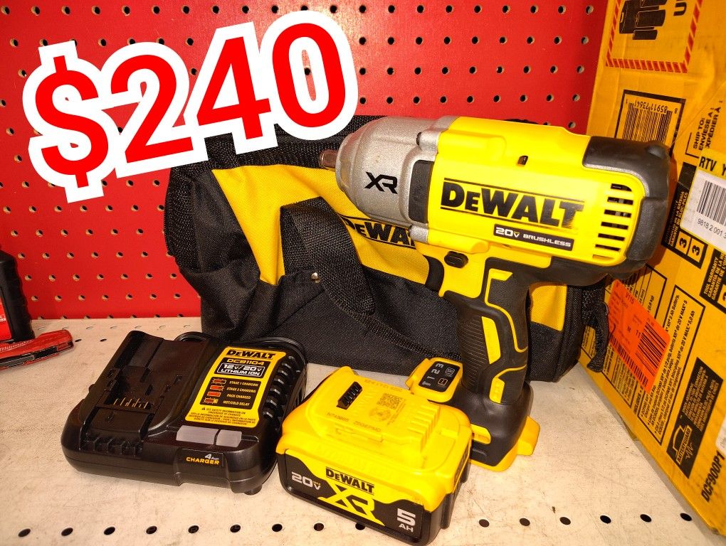 DeWalt 20V MAX XR 1/2" Impact Wrench Kit