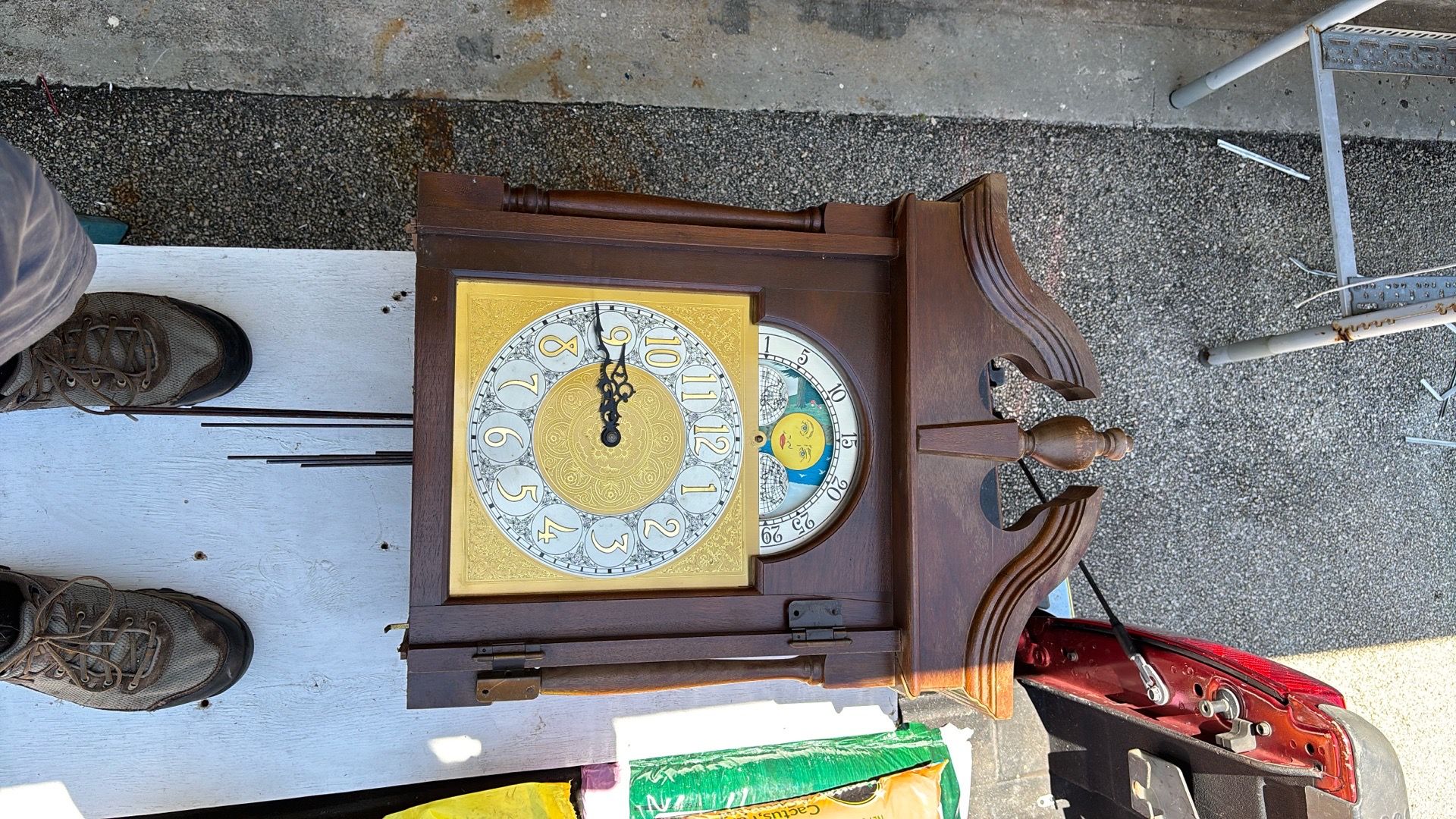 Grandfather clock device