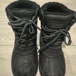 Boys Snow Boots Size 1