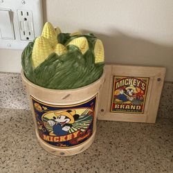 Enesco Home Grown Mickey Covered Canister And Trivet 