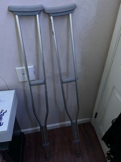 Regular crutches