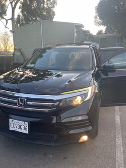 Honda Pilot SUV – Black 2016
