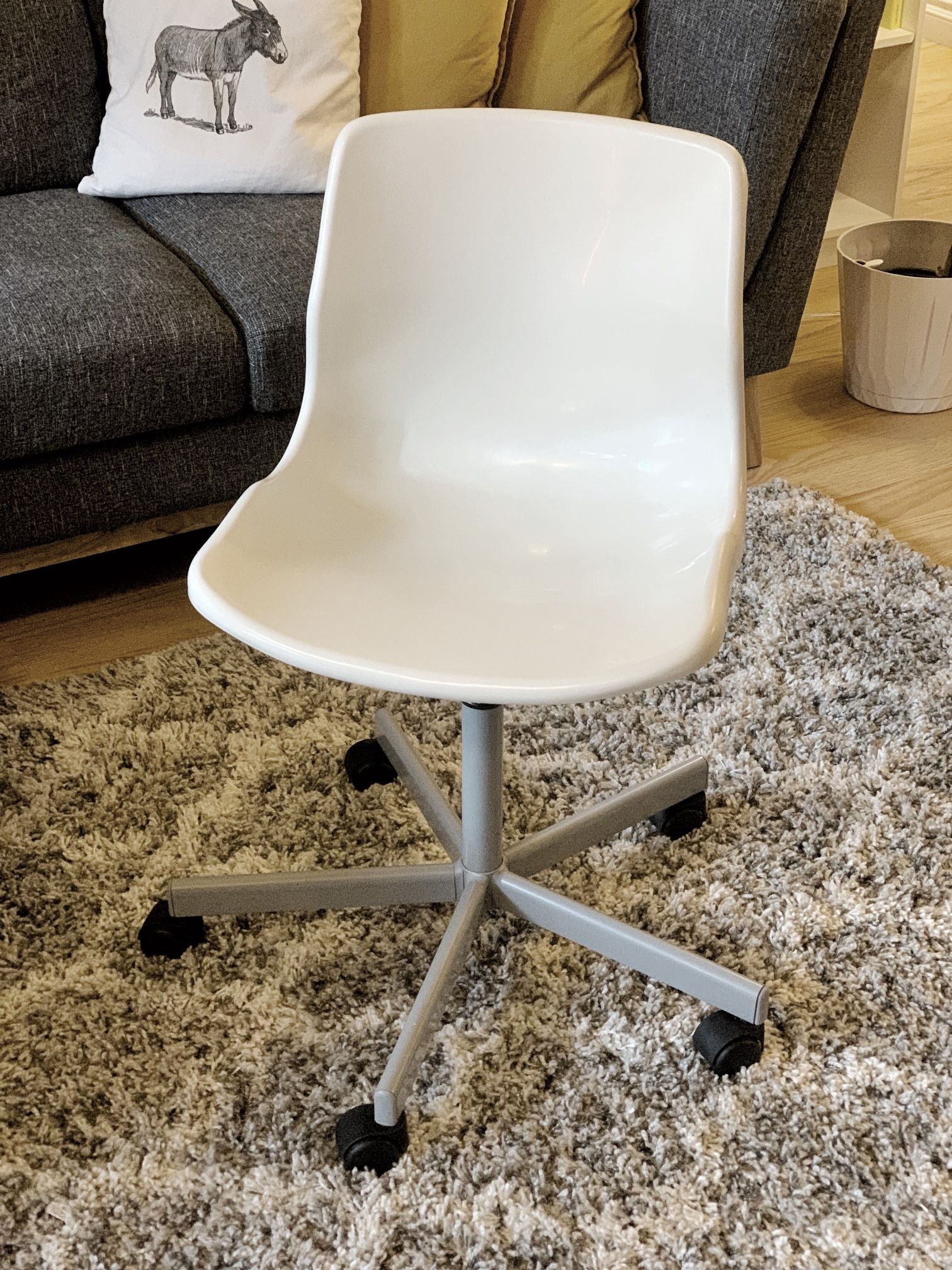 Ikea Swivel Chair - Snelle 