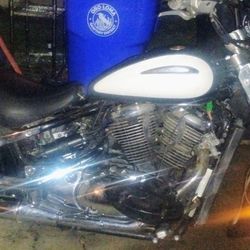 2001 Suzuki Intruder