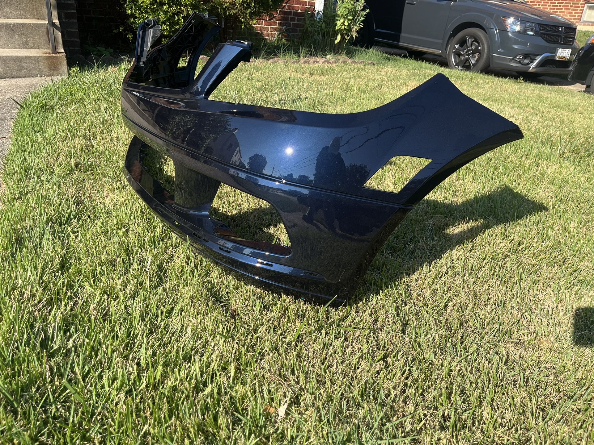 08-12 Mercedes C300 Bumper