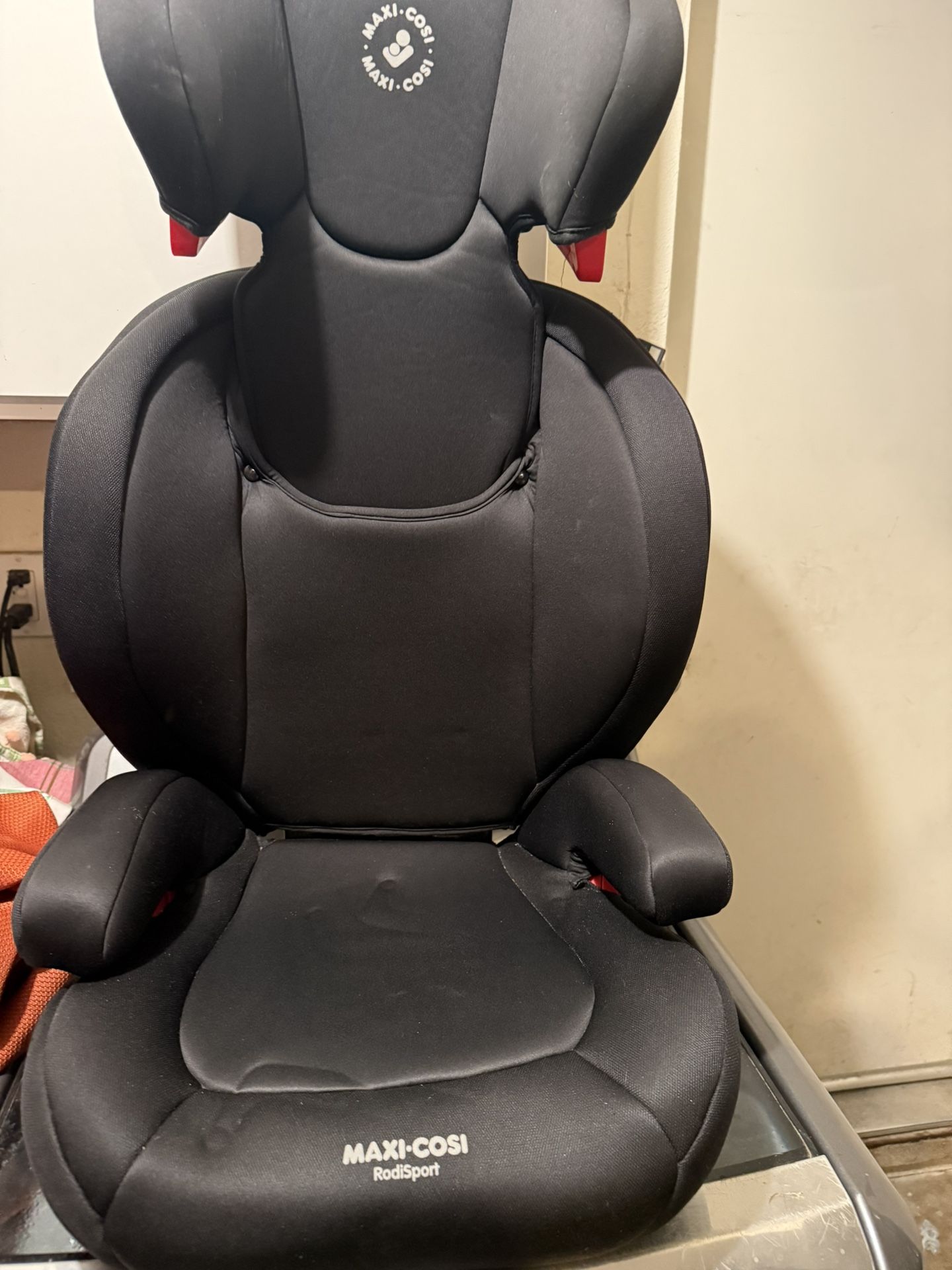 Maxi COSI RodiSport Kids Booster Car Seat